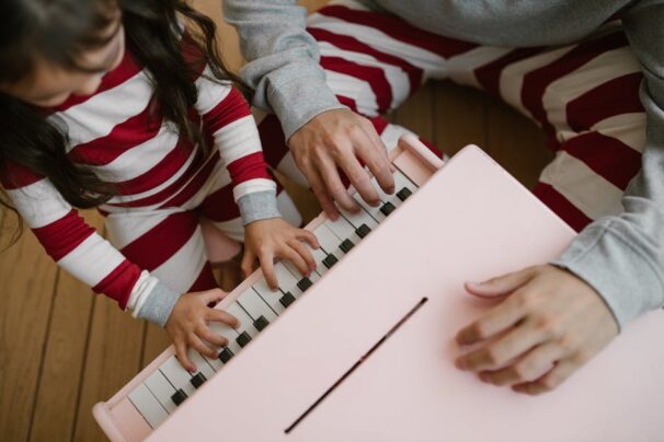 Muzyka i piżama — piżama i relaks na wieczór